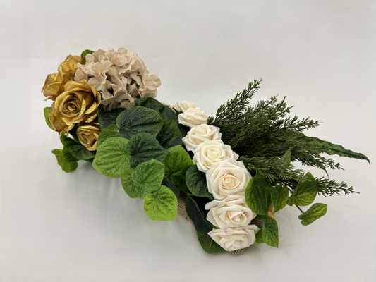 Langwerpig rouwstuk champagne