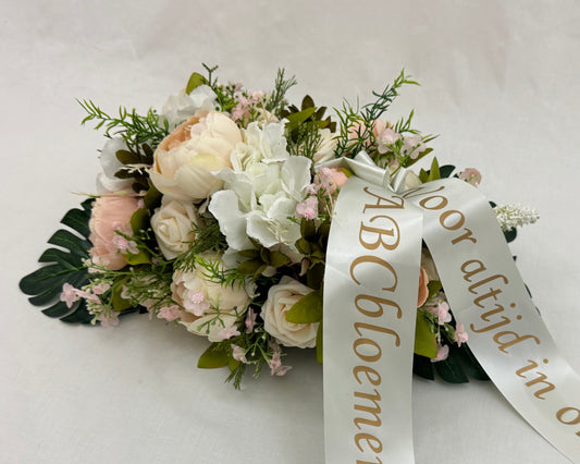 Rouwboeket met pioenrozen bestellen