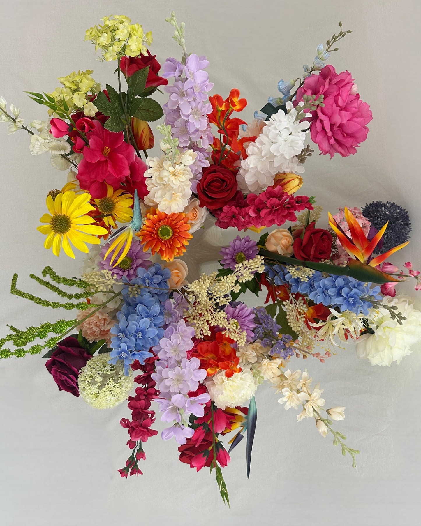 Royaal rouwboeket vanaf boven gezien