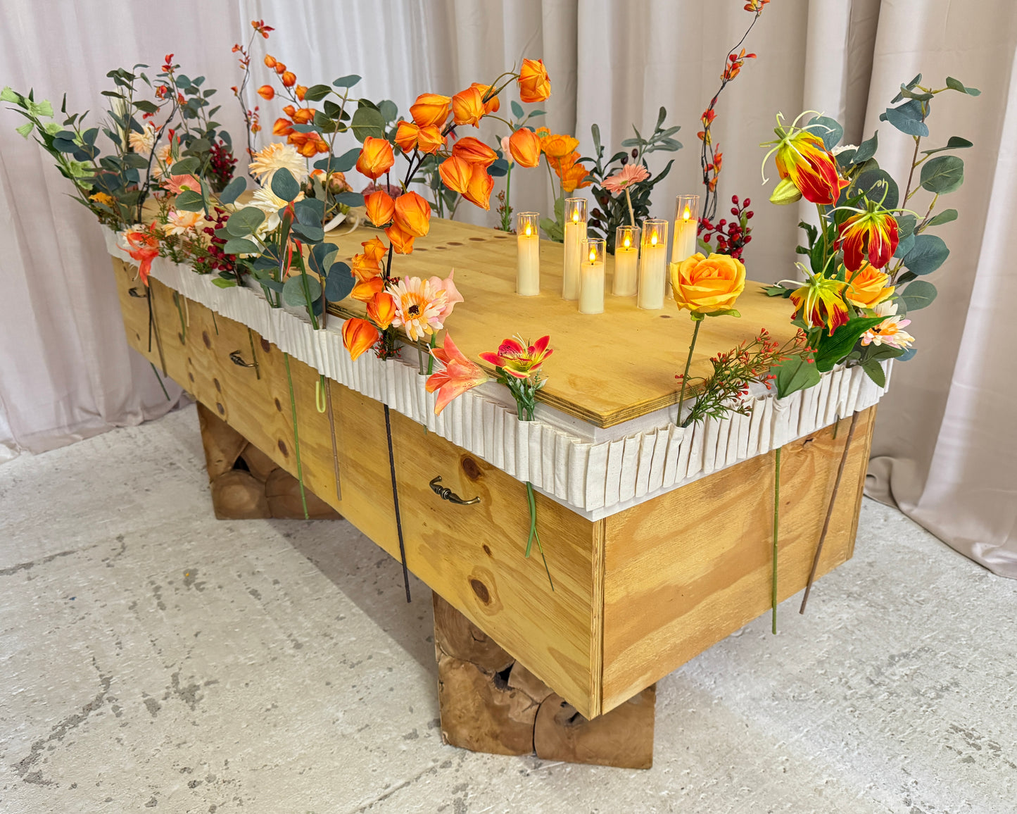 Bloemenband met oranje bloemen